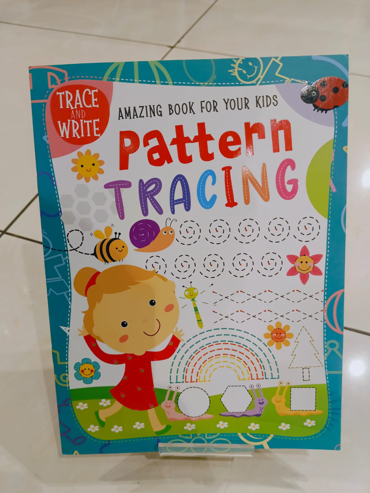 Hello Friends - Trace and Write - Pattern Tracing