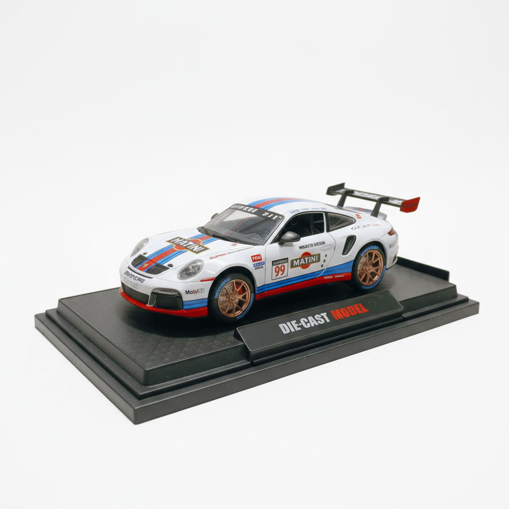 Porsche Matini 1:24 Die Cast Car